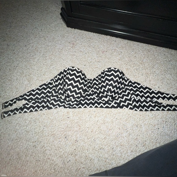 Aztec strapless bikini top - Picture 2 of 3